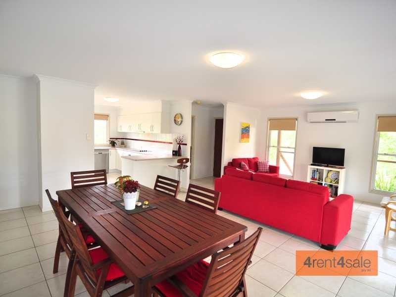 3 Endeavour Drive, Cooloola Cove QLD 4580