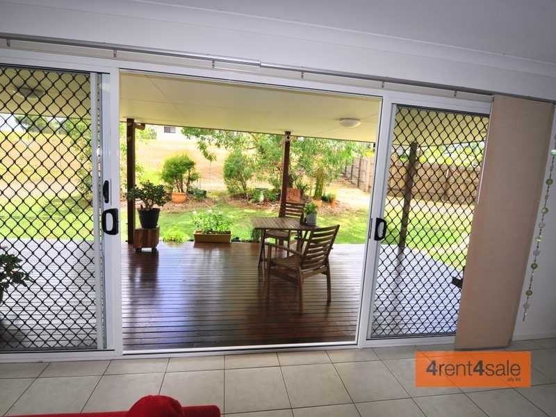 3 Endeavour Drive, Cooloola Cove QLD 4580