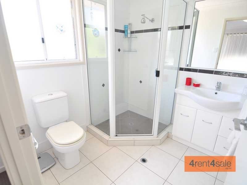 3 Endeavour Drive, Cooloola Cove QLD 4580