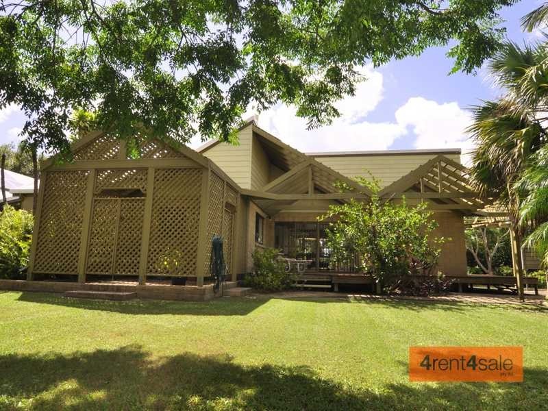 4 Gretel Court, Cooloola Cove QLD 4580