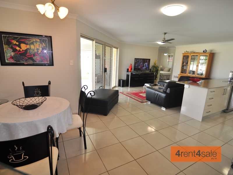 90 Fyshburn Drive, Cooloola Cove QLD 4580