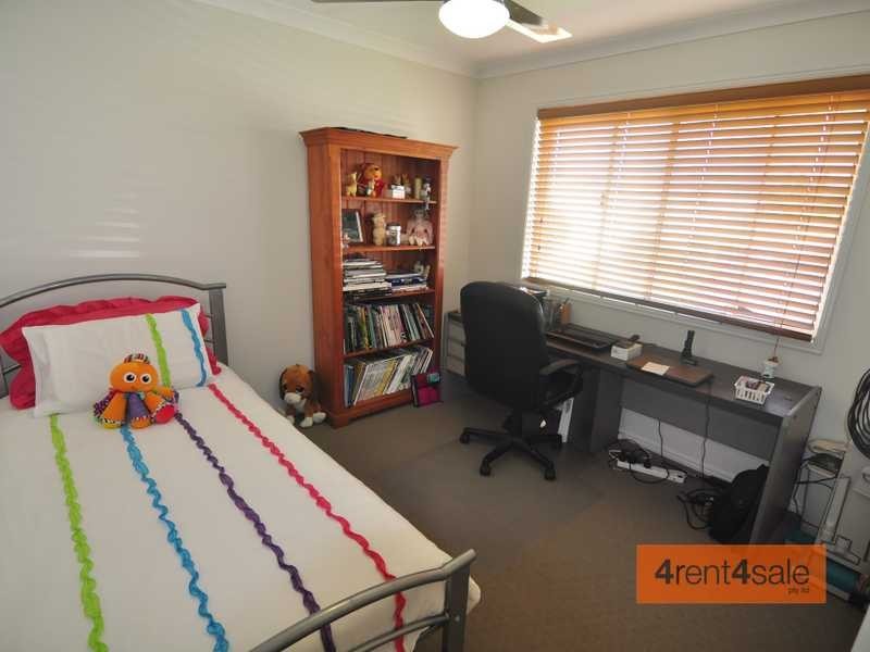 90 Fyshburn Drive, Cooloola Cove QLD 4580