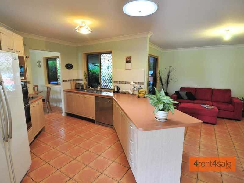 28 Tom Thumb Court, Cooloola Cove QLD 4580