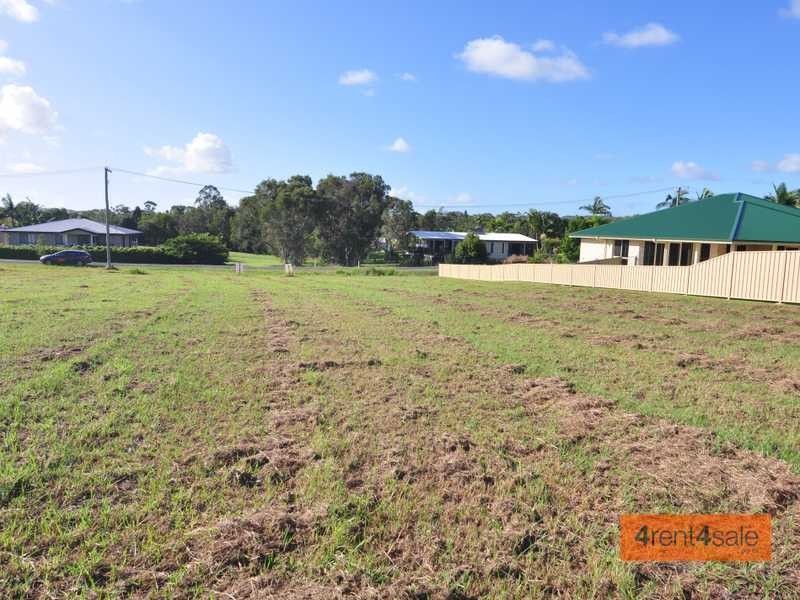 4 Roebuck Street, Cooloola Cove QLD 4580