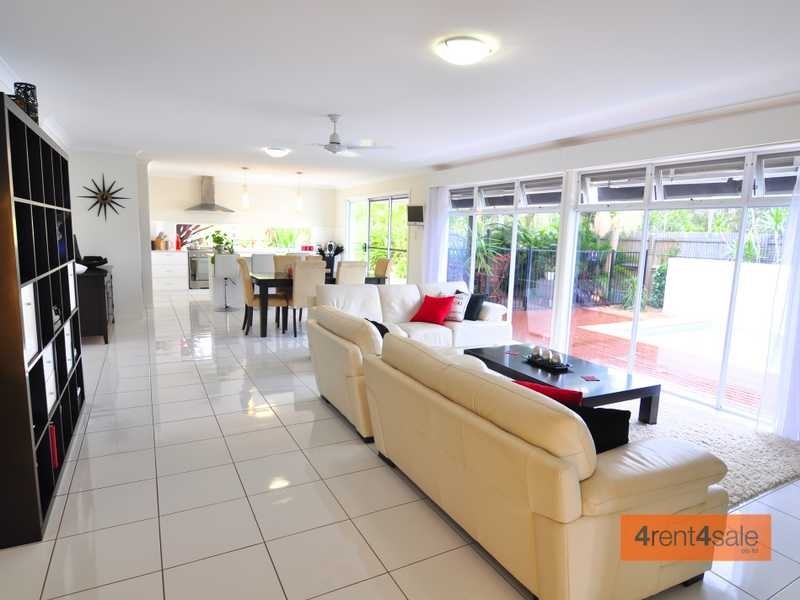 5 Habitat Circuit, Cooloola Cove QLD 4580