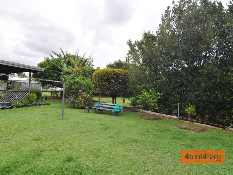 39 Bass Street, Tin Can Bay QLD 4580