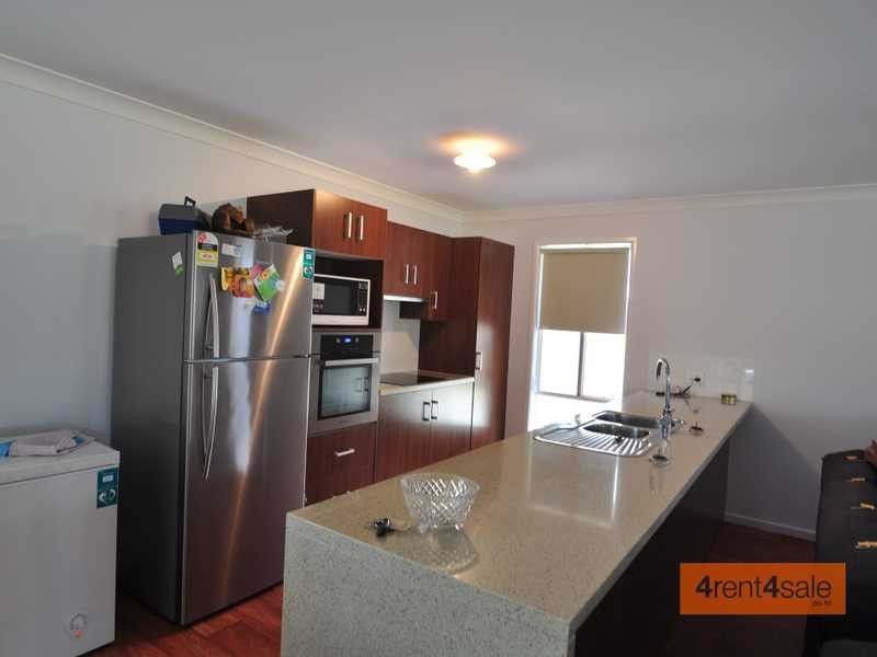 12 Environs Avenue, Cooloola Cove QLD 4580