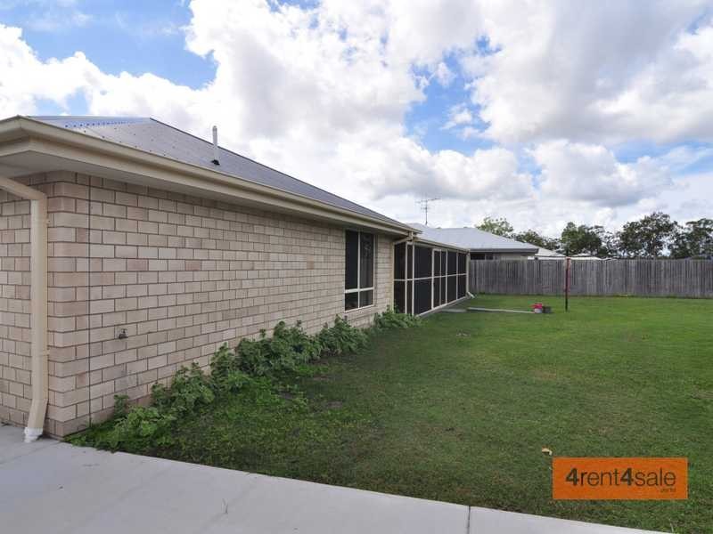 12 Environs Avenue, Cooloola Cove QLD 4580