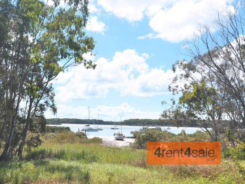 22 Oyster Parade, Tin Can Bay QLD 4580