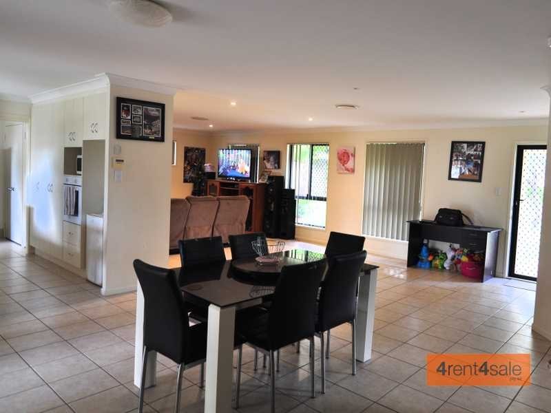 20 Ark Royal Drive, Cooloola Cove QLD 4580