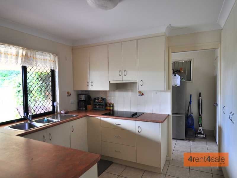 20 Ark Royal Drive, Cooloola Cove QLD 4580