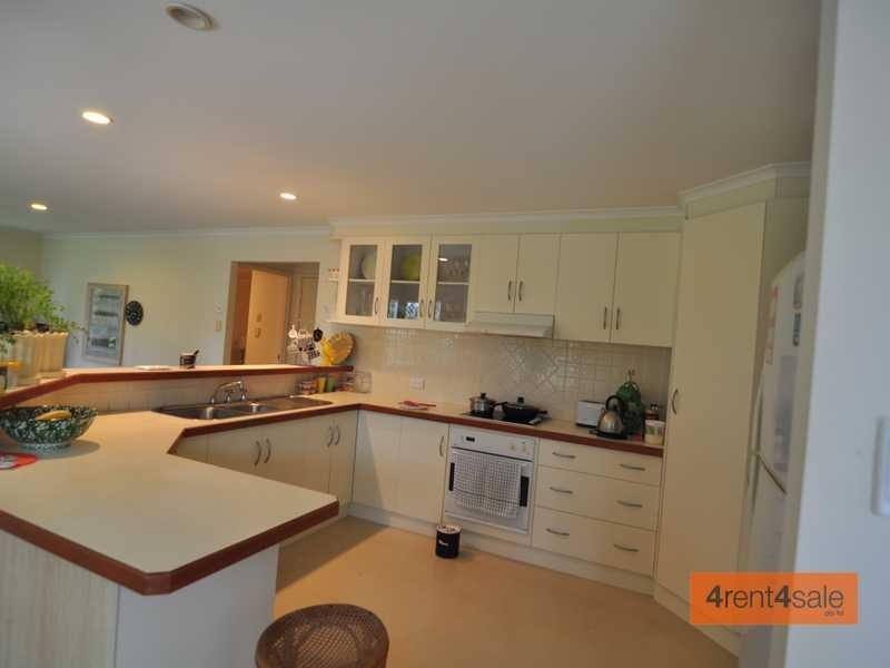 49 Endeavour Drive, Cooloola Cove QLD 4580