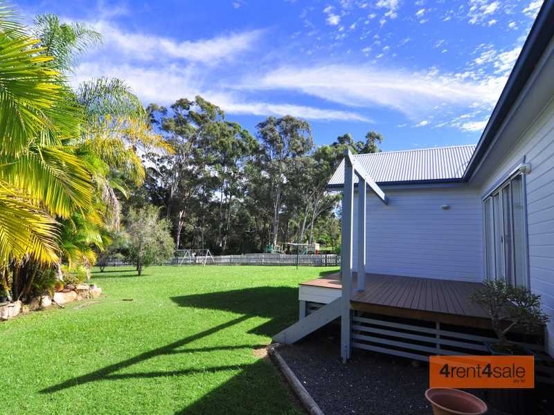 22 Tom Thumb Court, Cooloola Cove QLD 4580