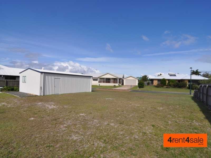 33 Acacia Crescent, Tin Can Bay QLD 4580