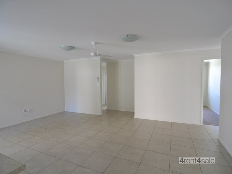25 Regent Court, Cooloola Cove QLD 4580