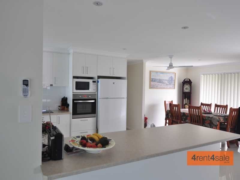 66 Golden Hind Avenue, Cooloola Cove QLD 4580