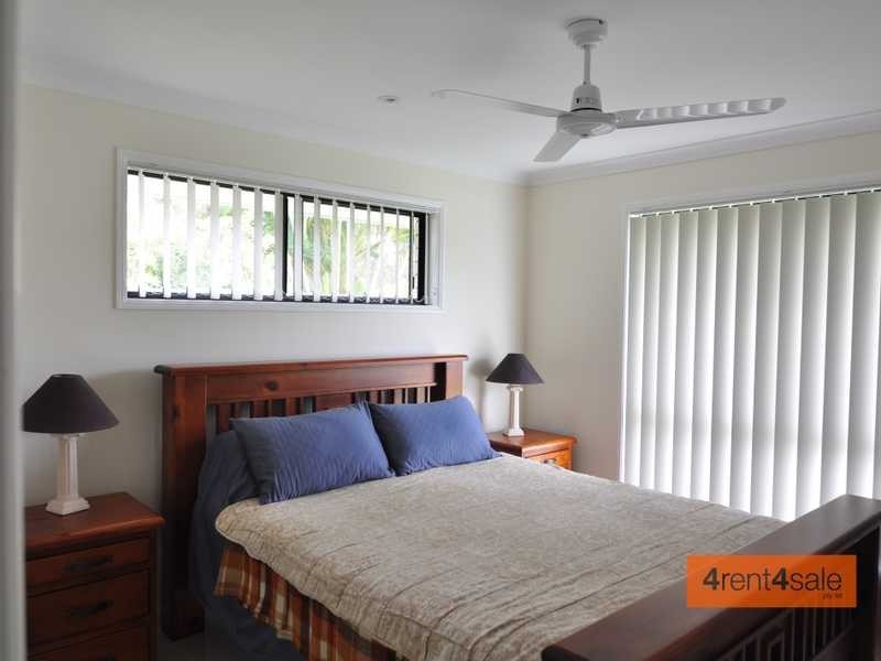 66 Golden Hind Avenue, Cooloola Cove QLD 4580