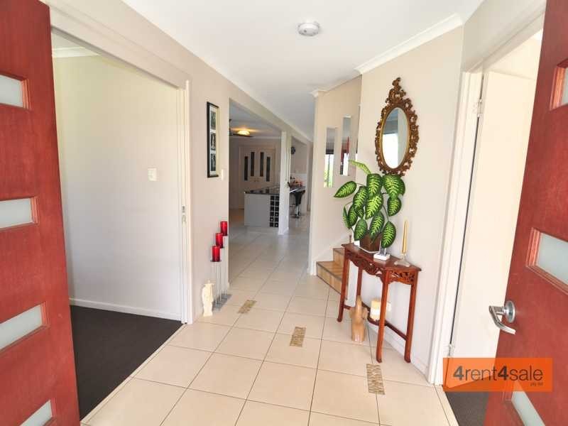 64 Bayside Road, Cooloola Cove QLD 4580