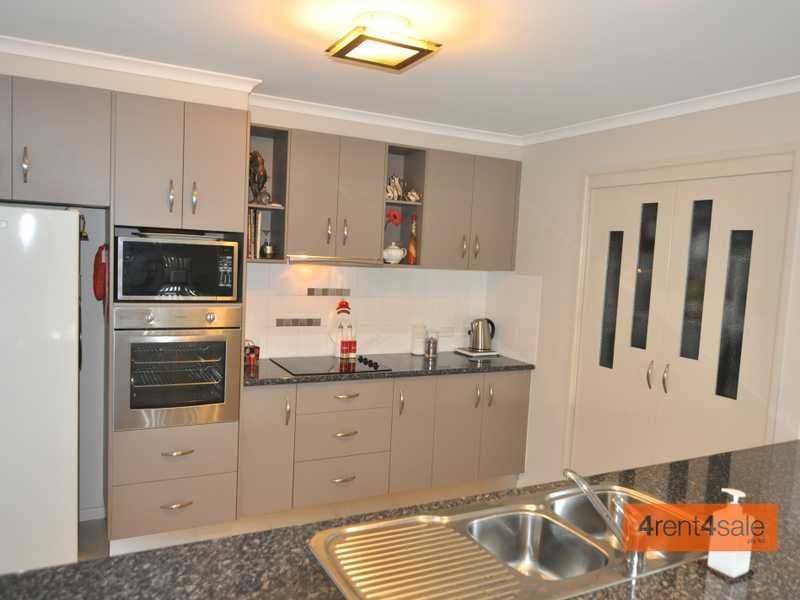 64 Bayside Road, Cooloola Cove QLD 4580