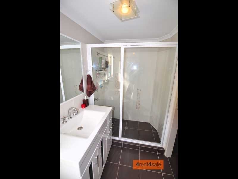 64 Bayside Road, Cooloola Cove QLD 4580