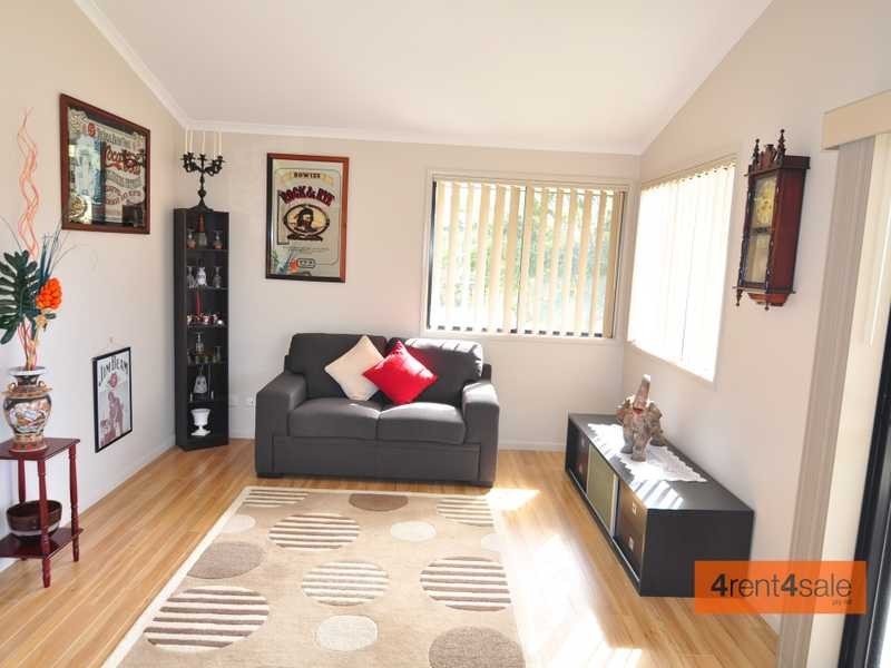 64 Bayside Road, Cooloola Cove QLD 4580