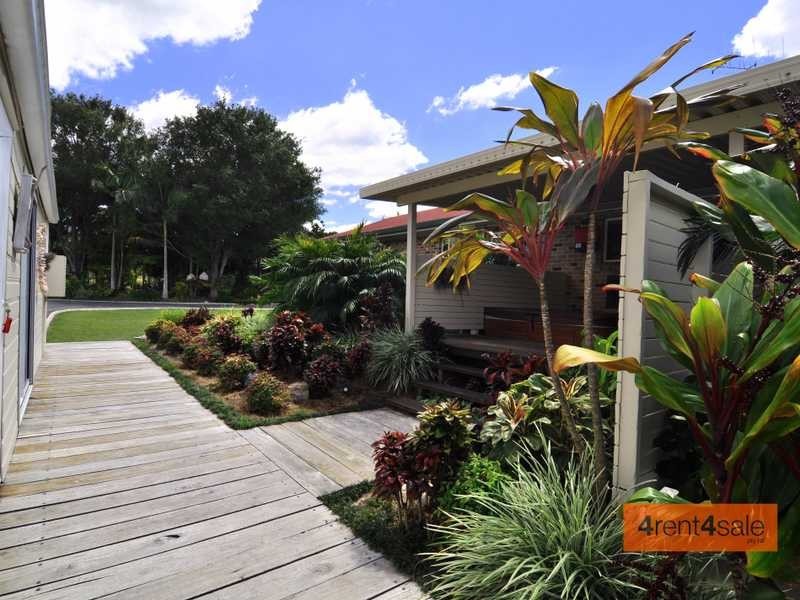 70 Osborne Court, Tin Can Bay QLD 4580