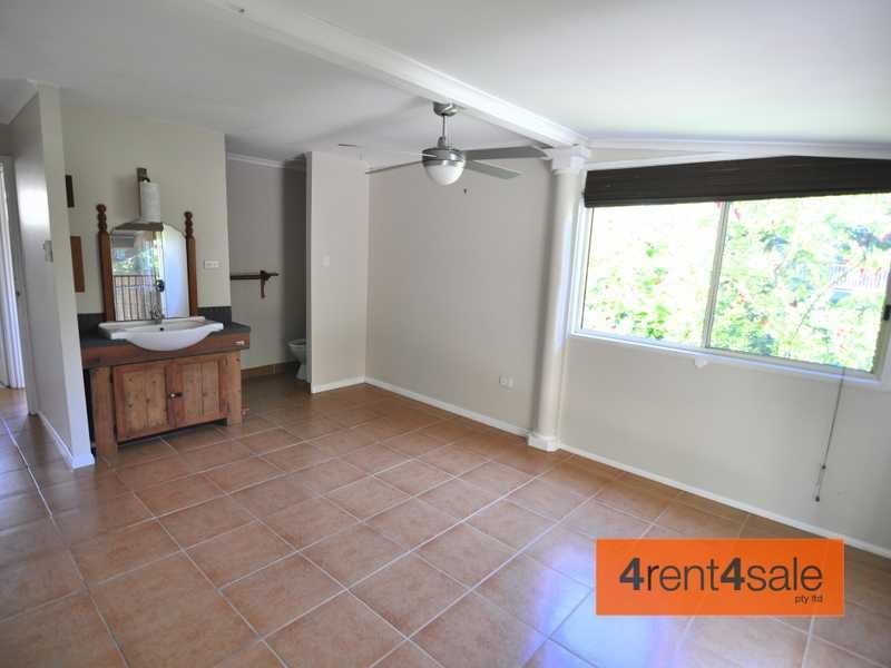 22 Queen Elizabeth Drive, Cooloola Cove QLD 4580