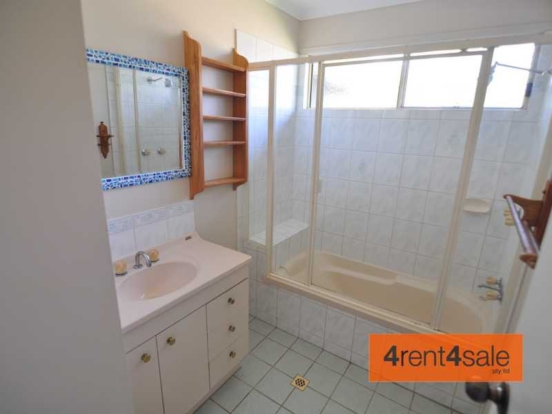 22 Queen Elizabeth Drive, Cooloola Cove QLD 4580