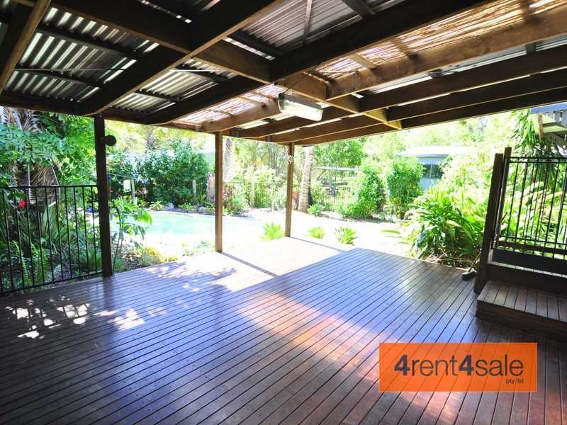 22 Queen Elizabeth Drive, Cooloola Cove QLD 4580