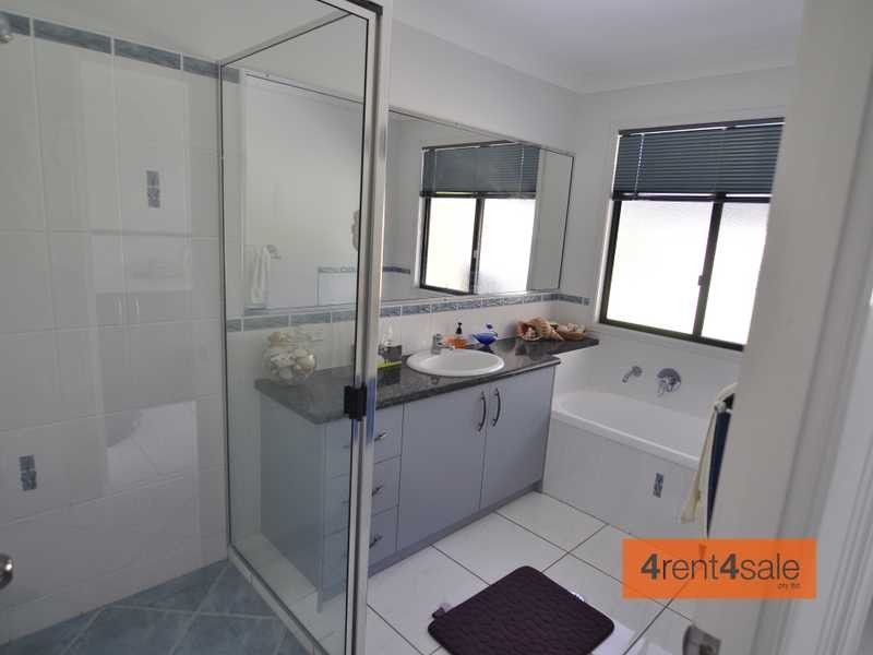 5 Sirius Court, Cooloola Cove QLD 4580