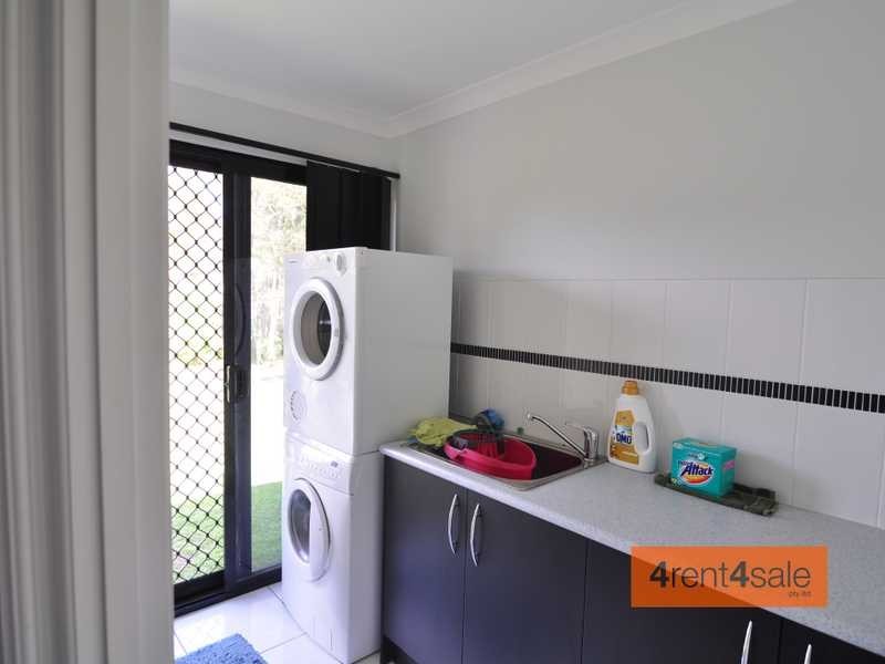 5 Sirius Court, Cooloola Cove QLD 4580