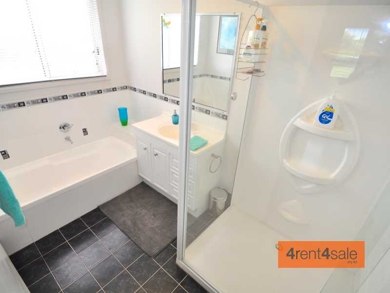 46 Golden Hind Avenue, Cooloola Cove QLD 4580