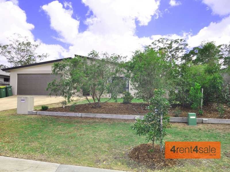 19 Habitat Circuit, Cooloola Cove QLD 4580