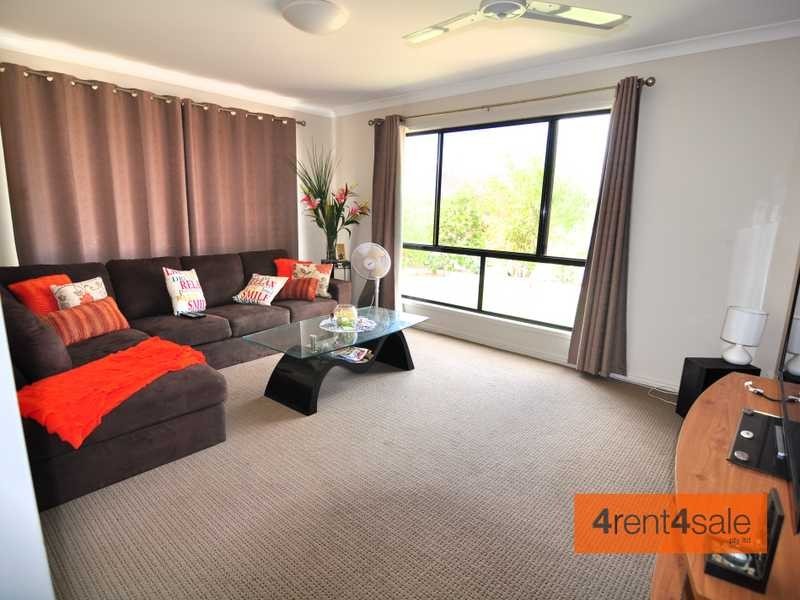 19 Habitat Circuit, Cooloola Cove QLD 4580