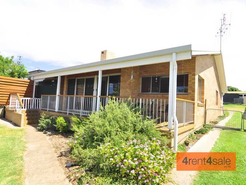 2 Oyster Parade, Tin Can Bay QLD 4580