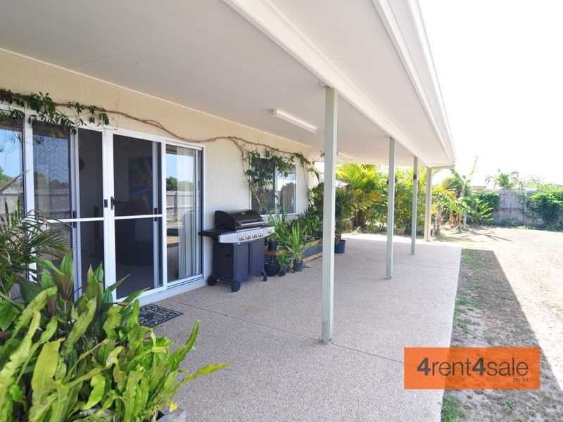 8 Boambillee Circuit, Cooloola Cove QLD 4580
