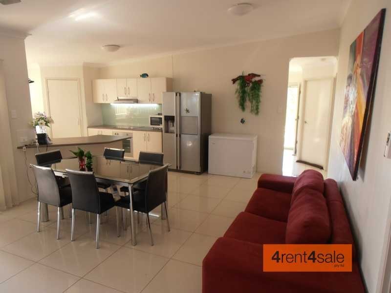 8 Boambillee Circuit, Cooloola Cove QLD 4580