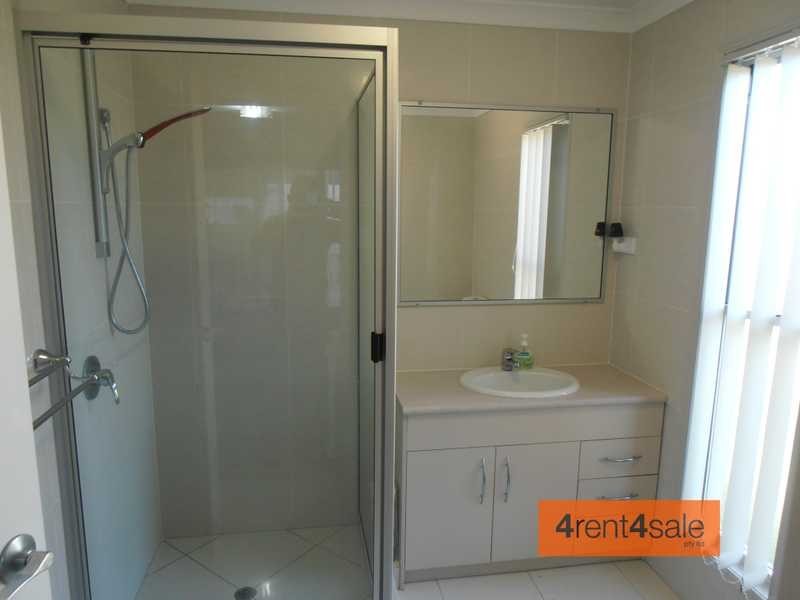 8 Boambillee Circuit, Cooloola Cove QLD 4580