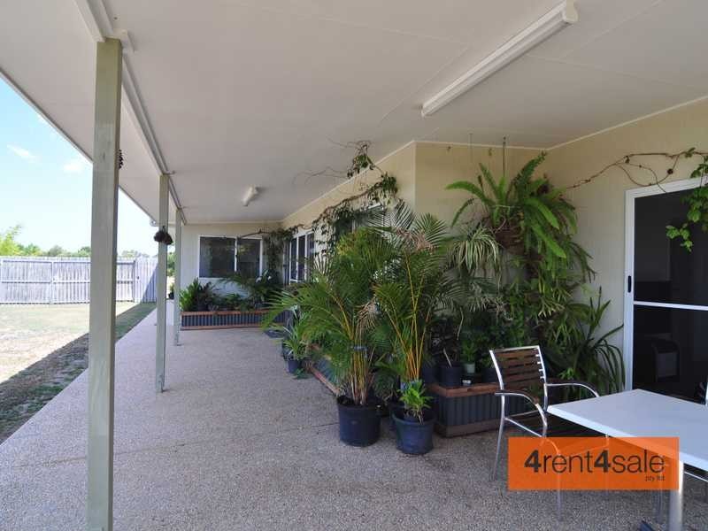 8 Boambillee Circuit, Cooloola Cove QLD 4580