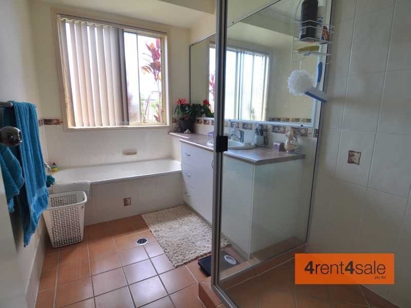 8 Mariposa Place, Cooloola Cove QLD 4580