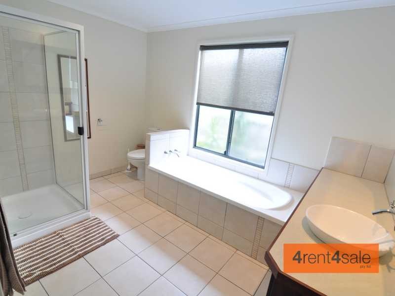 21 Fyshburn Drive, Cooloola Cove QLD 4580
