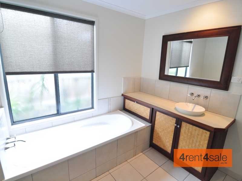 21 Fyshburn Drive, Cooloola Cove QLD 4580