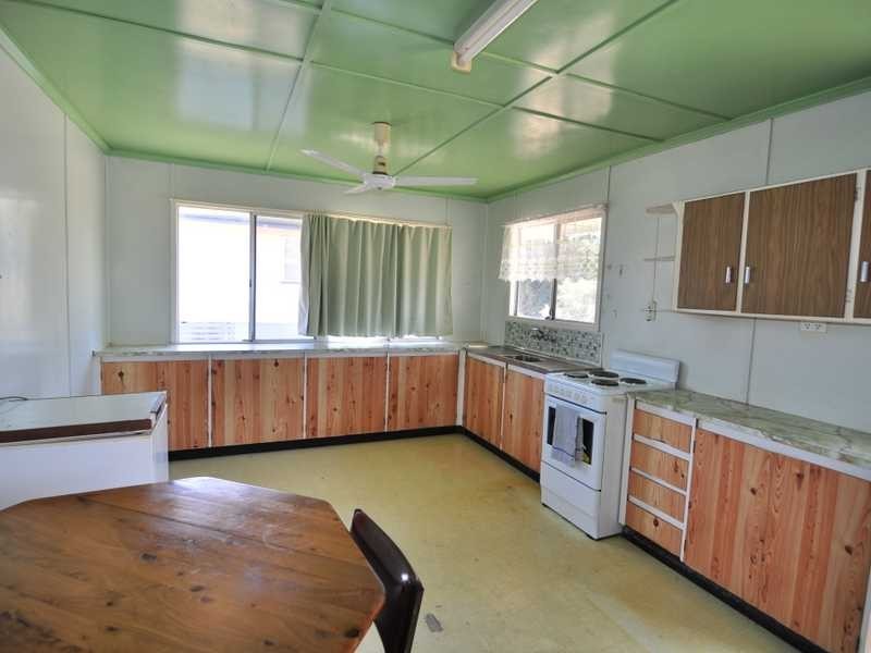 10 Dory Street, Tin Can Bay QLD 4580