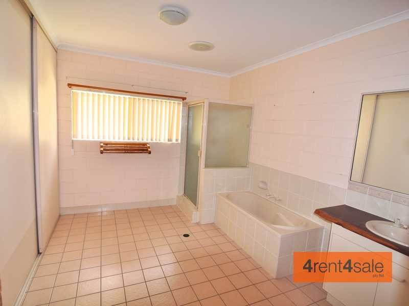 98 Endeavour Drive, Cooloola Cove QLD 4580