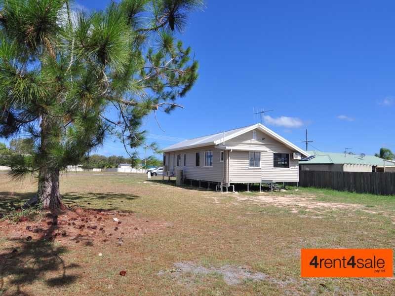 37 Canberra Ave, Cooloola Cove QLD 4580