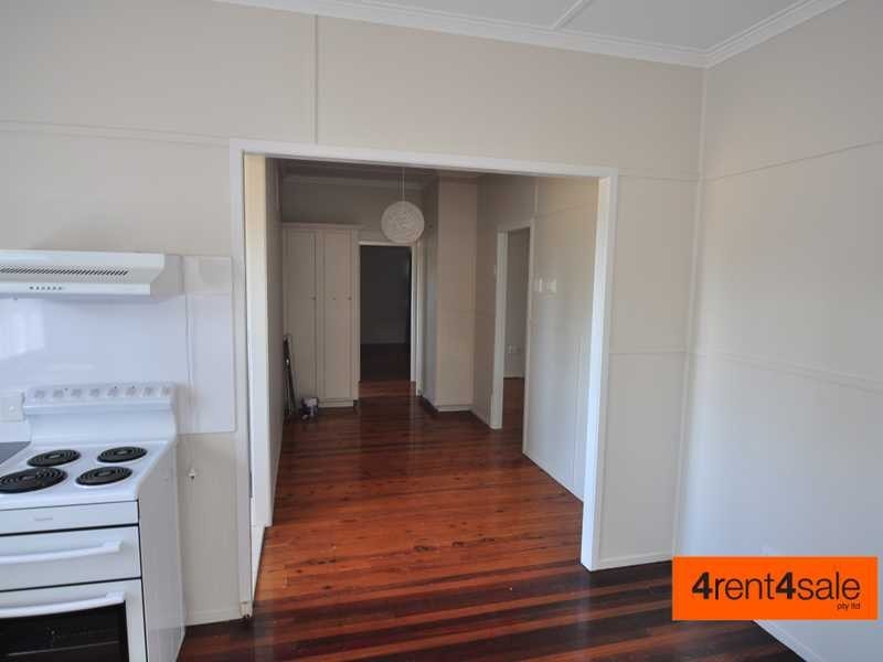 37 Canberra Ave, Cooloola Cove QLD 4580