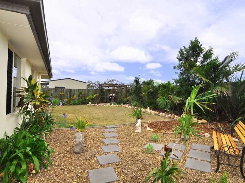 10 Habitat Circuit, Cooloola Cove QLD 4580