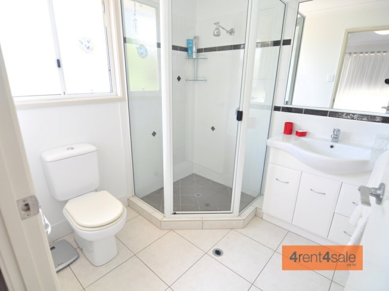 3 Endeavour Drive, Cooloola Cove QLD 4580