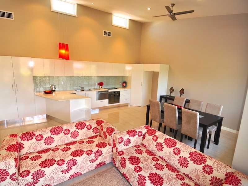 6/20 Gympie Road, Tin Can Bay QLD 4580