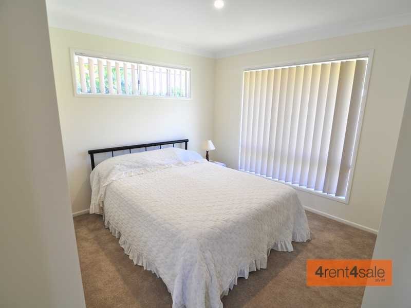 37 Investigator Ave, Cooloola Cove QLD 4580